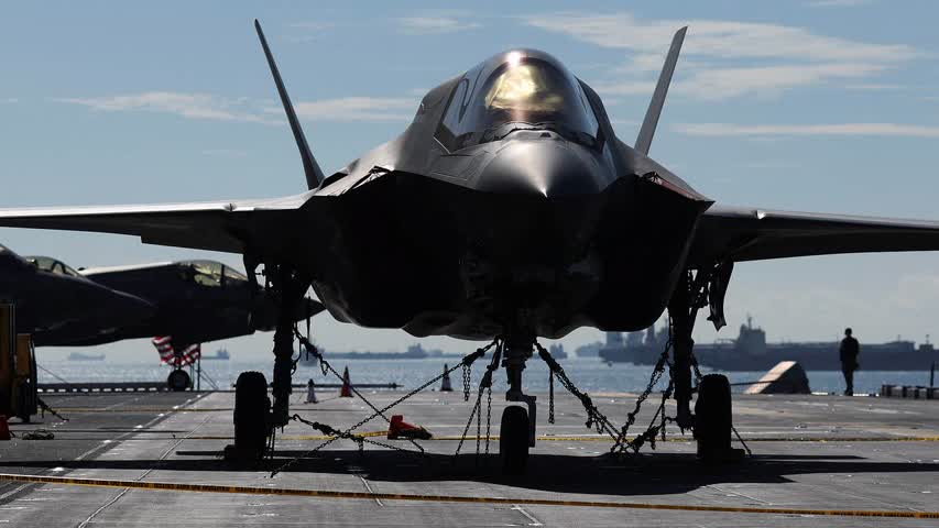 Фото - Пентагон остановил приемку новых F-35 из-за китайского сплава