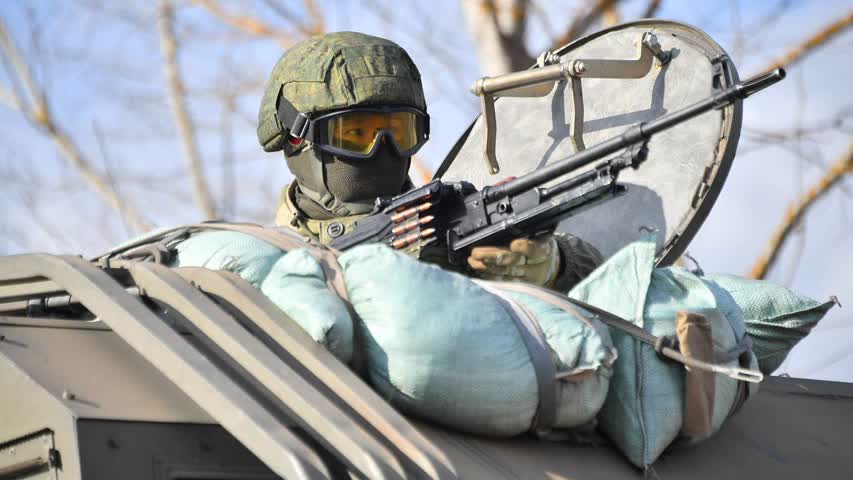 Фото - Российские снайперы опробуют на Украине новую винтовку
