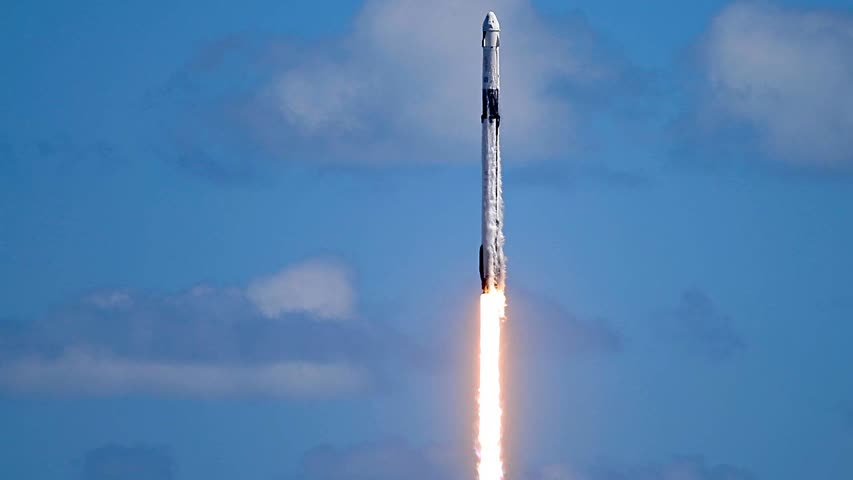 Фото - SpaceX вывела на орбиту Eutelsat 10B